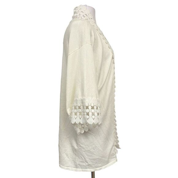 White Eyelet Cut-Out Open Front White Lightweight Cardi Red Wide Sleeve Sz L NEW - Picture 4 of 9